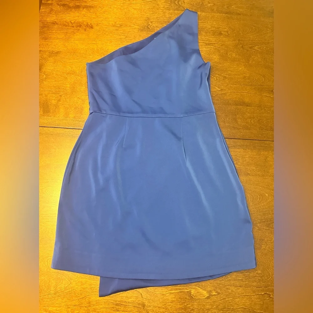 NBD One-Shoulder Dress in Blue - Picture 7 of 9